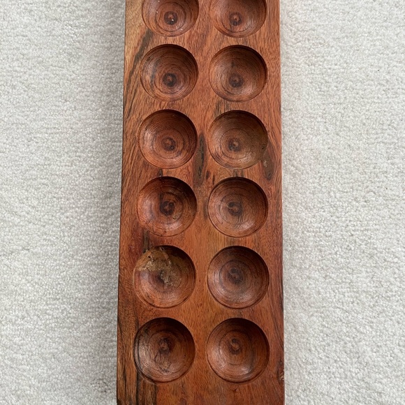 Gorgeous teakwood decor item. Multiple uses- olive tray. Small jewelry i… - Picture 4 of 7